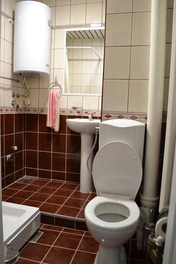 Lazarus Studio Apartment Скопье Экстерьер фото