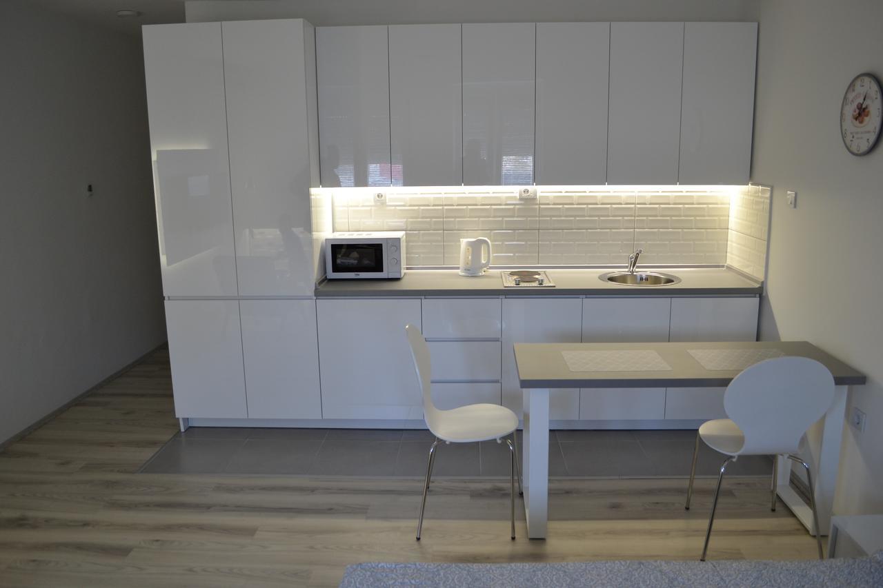 Lazarus Studio Apartment Скопье Экстерьер фото