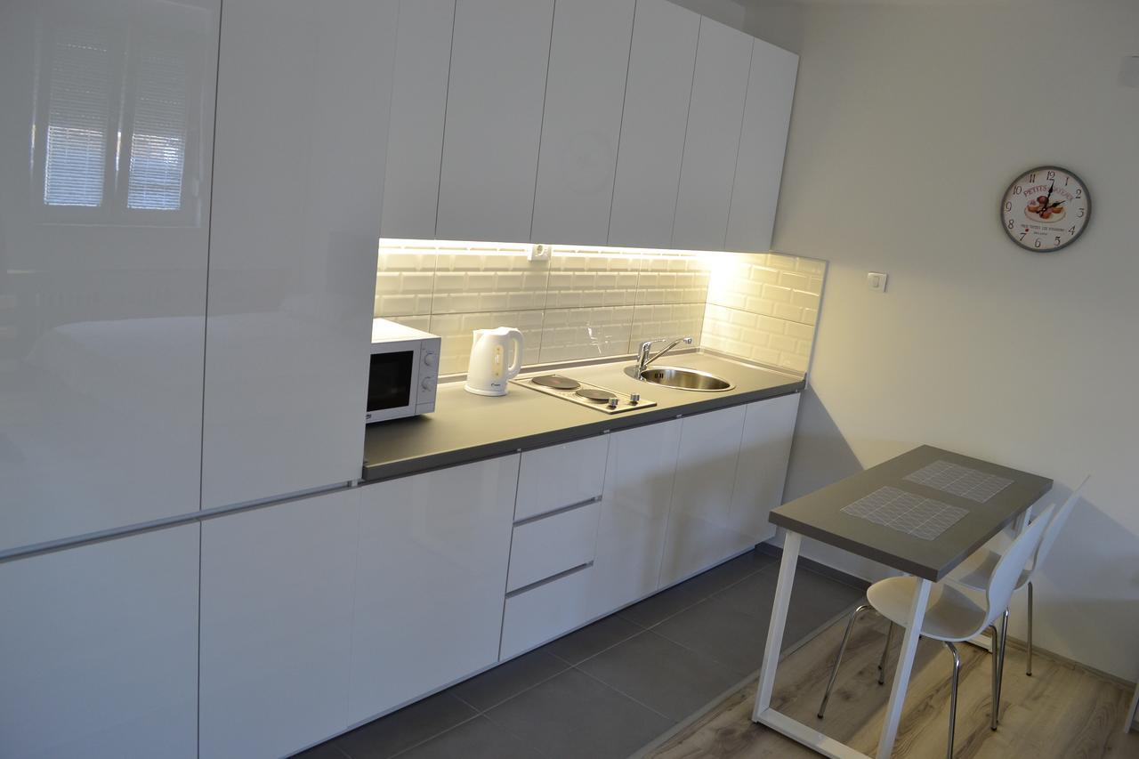 Lazarus Studio Apartment Скопье Экстерьер фото